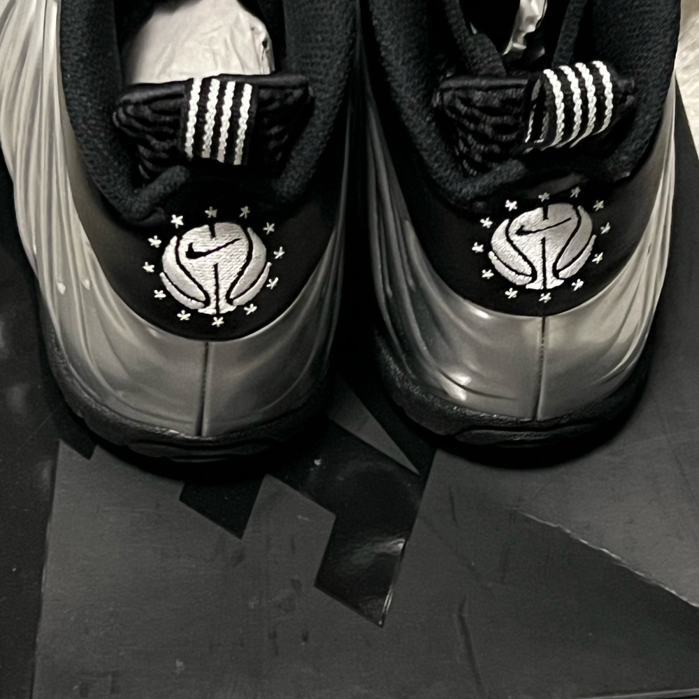 Chrome/ White- Black Nike Little Posite One KSA GS
